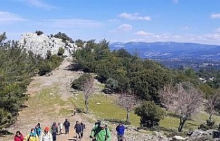 Doğaseverler, Gökçeler Kanyonu’nu gezdi