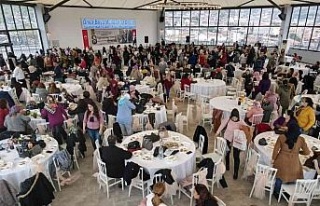 Koçarlılı kadınlar, gönüllerince eğlendi