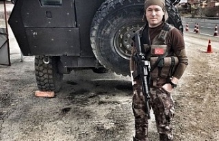 ŞEHİDİN VAR AYDIN