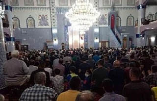 Aydın’da Kadir Gecesi heyecanı, camiler doldu...