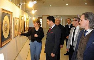 Keyf-i Ahşap ve Tezhip Sergisi AKM’de sanatseverleri...