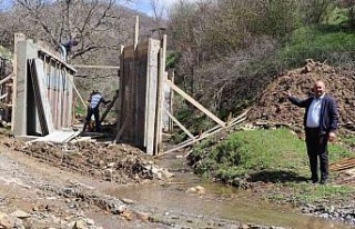 Kuşçular Mahallesi’nde menfez çalışmaları...