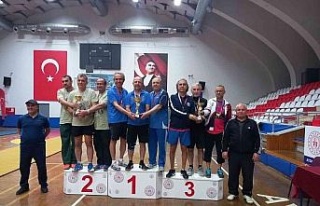 Söke Belediyespor Masa Tenisi’nde sezonu 9 kupayla...