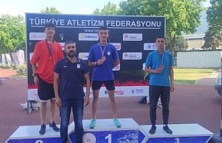 Aydınlı sporcudan çifte madalya
