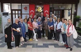 Başkan Atay, emekli öğretmenleri ağırladı