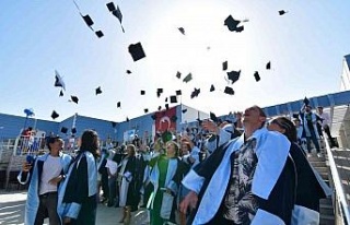 Didim Meslek Yüksekokulu mezunlarını uğurladı