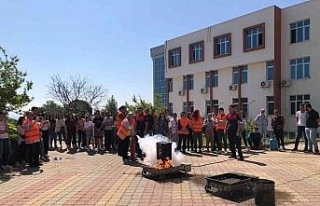 Koçarlı MYO’da Deprem ve Yangın Tatbikatı gerçekleşti