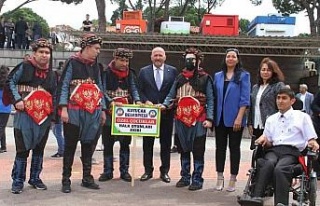 Kuyucak’ta ’Özel Çocuklar Halk Oyunları Ekibi’...