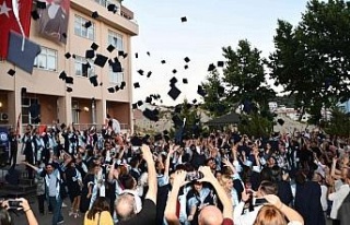 ADÜ Söke İşletme Fakültesi’nde mezuniyet töreni...