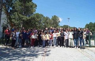 Başkan Ertürk, sporcu ve öğretmenlerle bir araya...