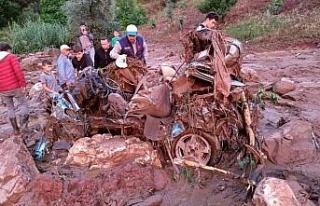 Selden geriye kalanlar fotoğraf karelerine yansıdı