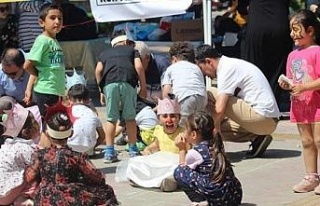 Sökeli minikler ’Kadim Oyunlar Çocuk Şenliği’nde...