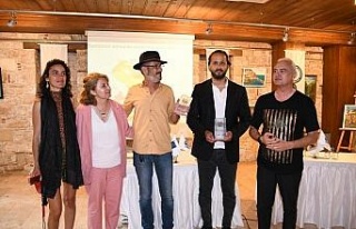 Ünlü Mikolog Jilber Barutçiyan Kuşadası Sokak...