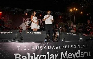 Kuşadası’ndan müzik sesleri yükselmeye devam...