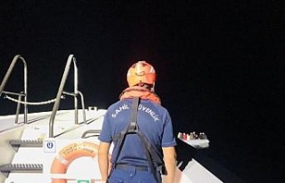 Mobil radarın tespit ettiği 24 düzensiz göçmen...