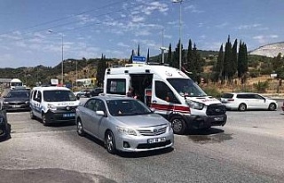 Söke’de ambulans kazaya karıştı