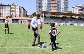 Başlama vuruşunu Başkan Özcan yaptı