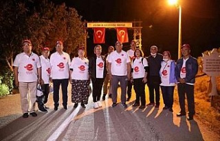 Efeler zafer için yürüdü