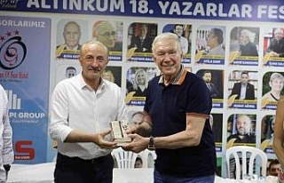 Gazeteci Dündar, Altınkum Yazarlar Festivali’ne...