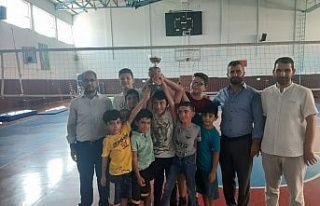 Germencik’te Yaz Kur’an Kursları Arası Voleybol...