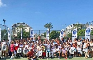 Didimli gençler spor dolu tatili geride bıraktı