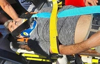 Trenin çarptığı kişi ağır yaralandı