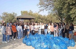 ADÜ’de çevre hassasiyeti için farkındalık etkinliği...