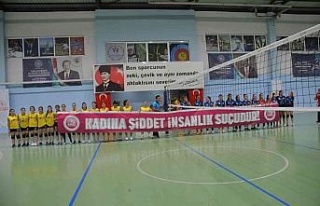 Didim’in iki voleybol takımı filede karşı karşıya...