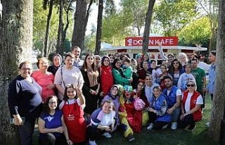 Down Kafe misafirlerini ağırlamaya devam ediyor