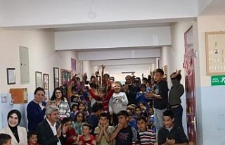 Karacasu Alemler Köyü’nün çocukları hayatlarında...