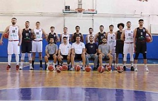 Nazilli Belediyespor basketbol takımı yeni sezona...