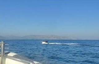 2 düzensiz göçmen, 1 göçmen kaçakçısı yakalandı