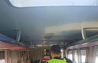 Jandarma yolculara KADES’i tanıttı