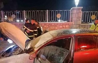 Otomobilde çıkan yangın panikletti
