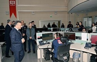 Aydın Valisi 112 Acil Çağrı Merkezi personelinin...