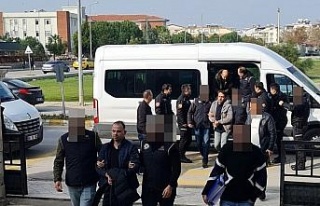 Didim’deki operasyonda yakalanan FETÖ üyeleri...