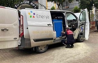 Doğal gaz dağıtım şirketinin aracında çıkan...