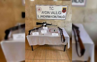 Germencik’te eş zamanlı fuhuş operasyonu