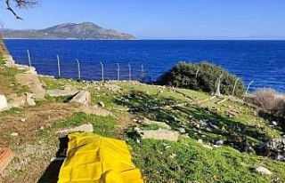 Kuşadası açıklarında biri hamile 2 düzensiz...