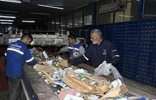 Kuşadası Belediyesi geleceği ’geri dönüşümle’...