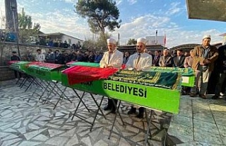 Patlamada hayatını kaybeden 5 kişi son yolculuğa...