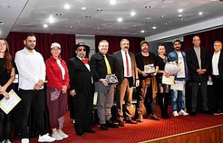 Söke’de “Kayıp Hayatlar” sahnelendi