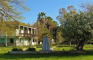 Tarihi balık çiftliği şimdilerde koyun ağılı...