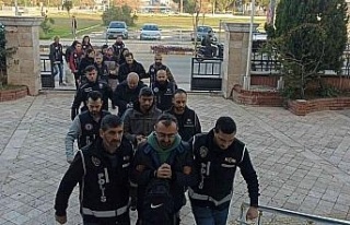 Yabancı ülke kimlikleri ile yakalanan FETÖ üyeleri...