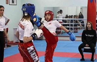 Aydın’da kick boks sporcuları il birinciliği...