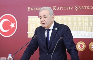 İYİ Partili Sezgin” Öğretmenler, "ücretli...