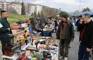 Bu pazara gelen insanlar ’geçmişe yolculuk’...