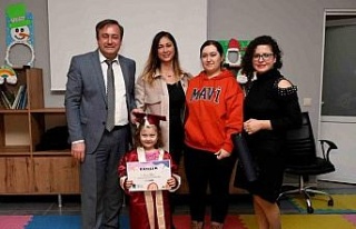 Kuşadalı minikler sertifika heyecanı yaşadı
