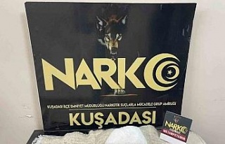 Şüpheli otomobilden uyuşturucu çıktı