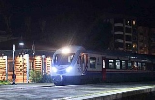 TCDD bazı tren seferlerinin iptal edildiğini açıkladı